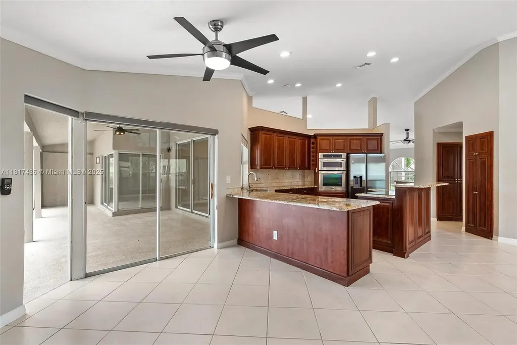 5248 NW 89th Drive Coral Springs FL 33067