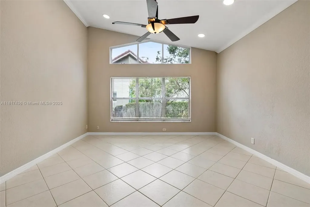 5248 NW 89th Drive Coral Springs FL 33067
