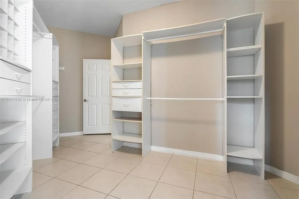 5248 NW 89th Drive Coral Springs FL 33067