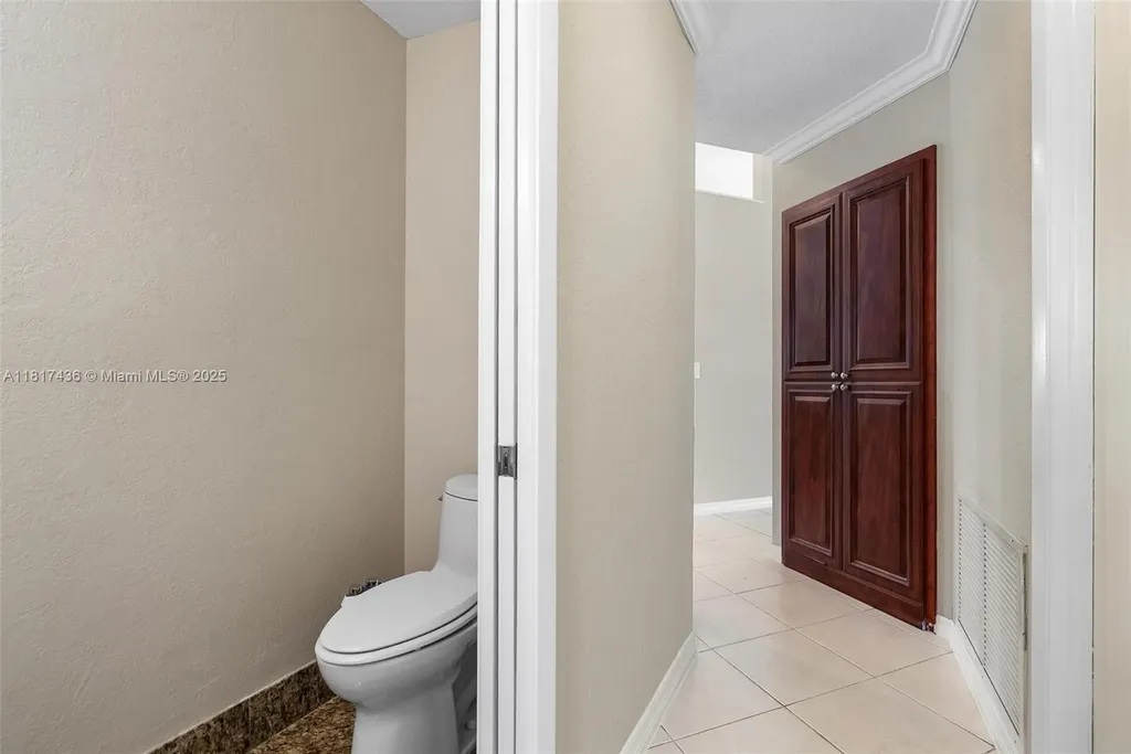 5248 NW 89th Drive Coral Springs FL 33067