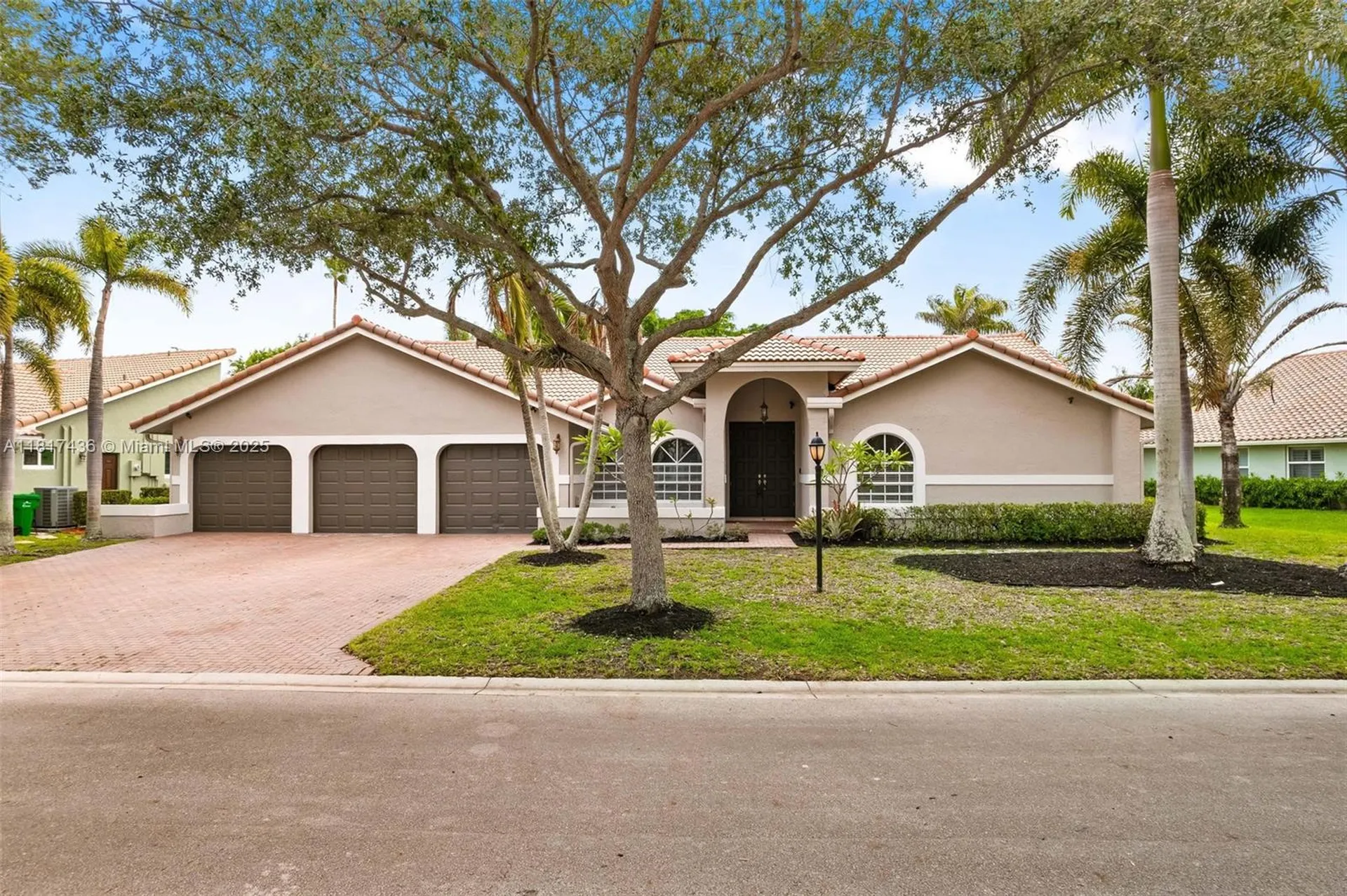 5248 NW 89th Drive Coral Springs FL 33067