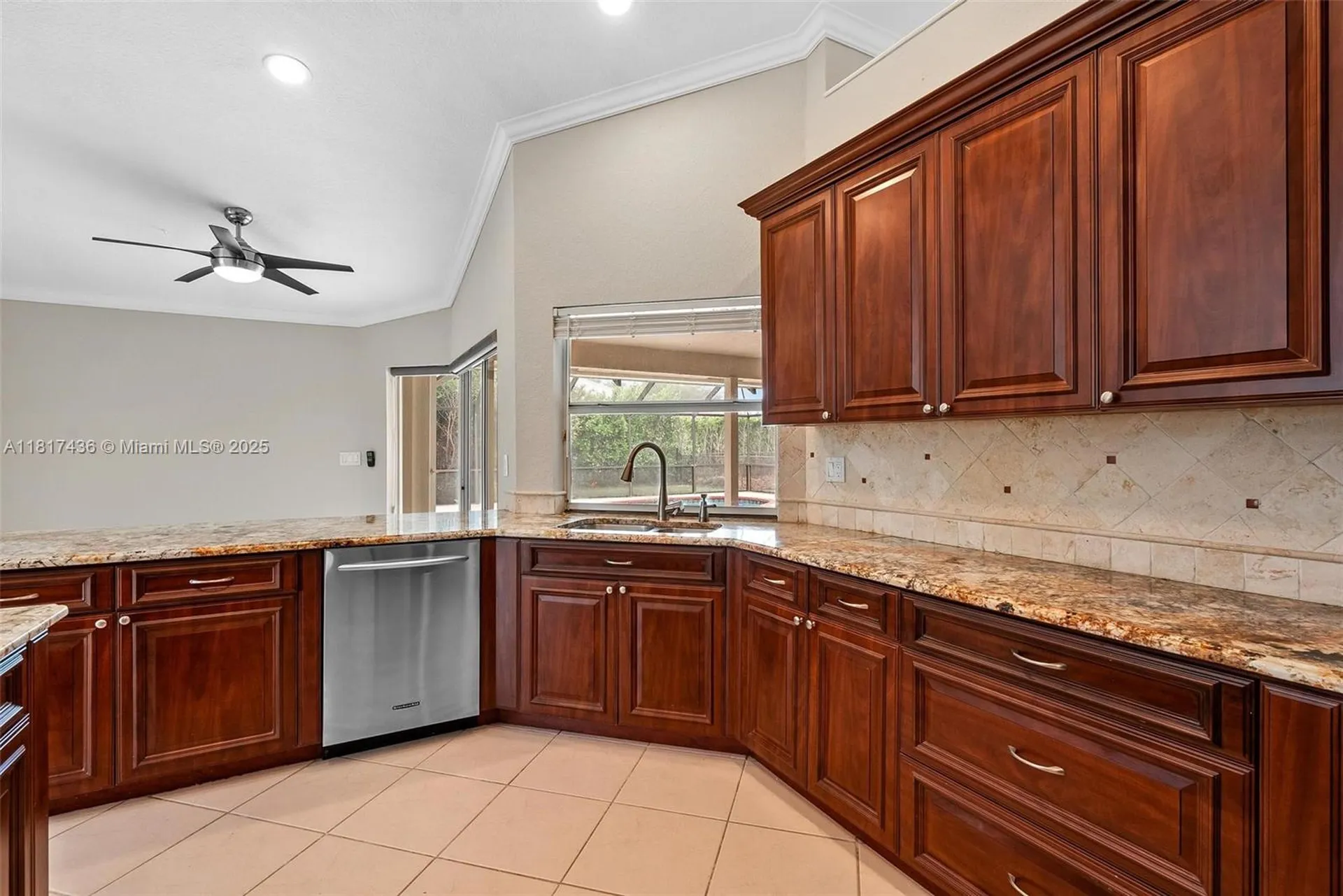 5248 NW 89th Drive Coral Springs FL 33067