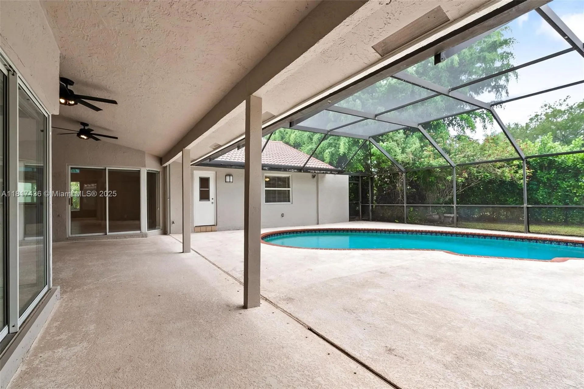 5248 NW 89th Drive Coral Springs FL 33067