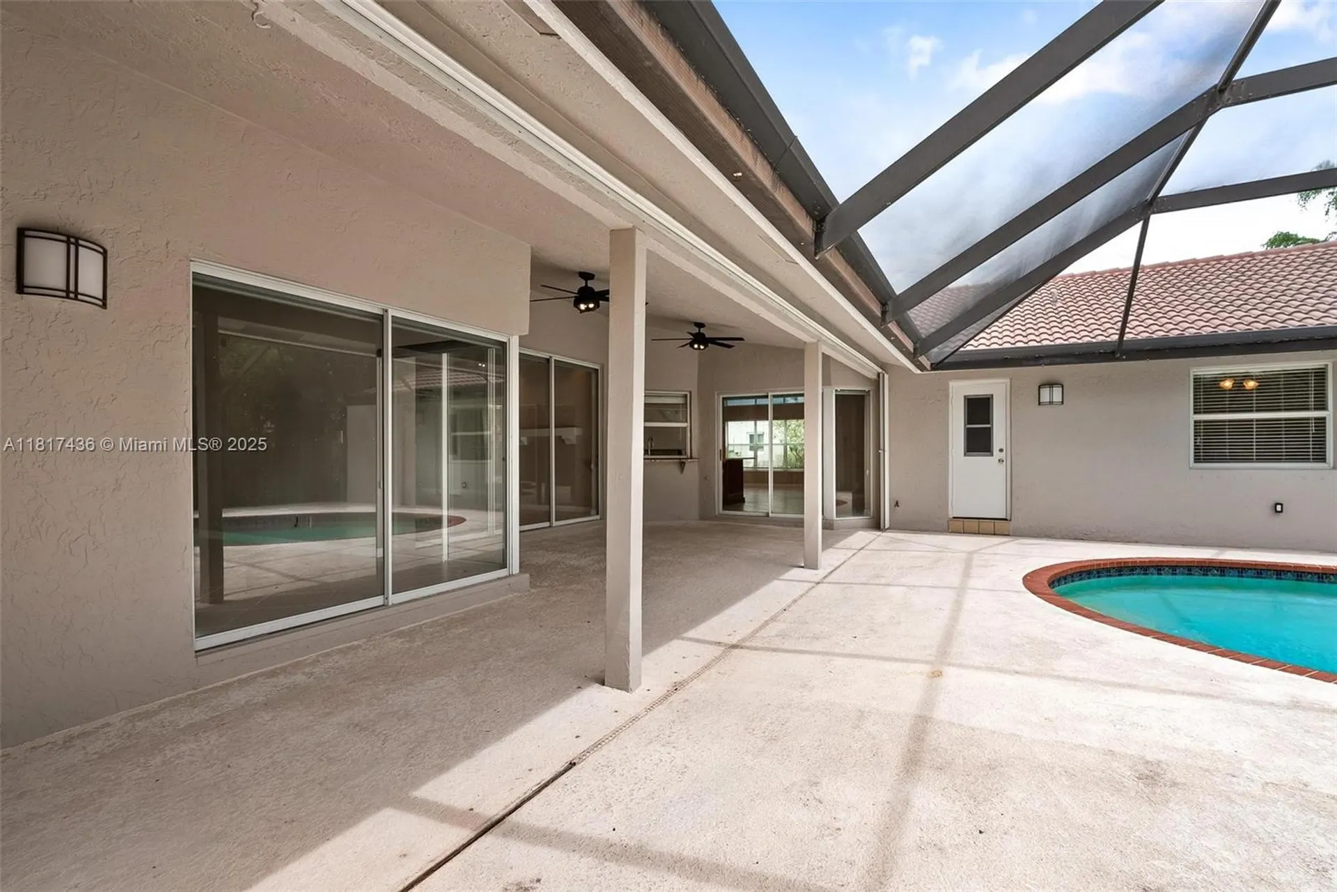 5248 NW 89th Drive Coral Springs FL 33067