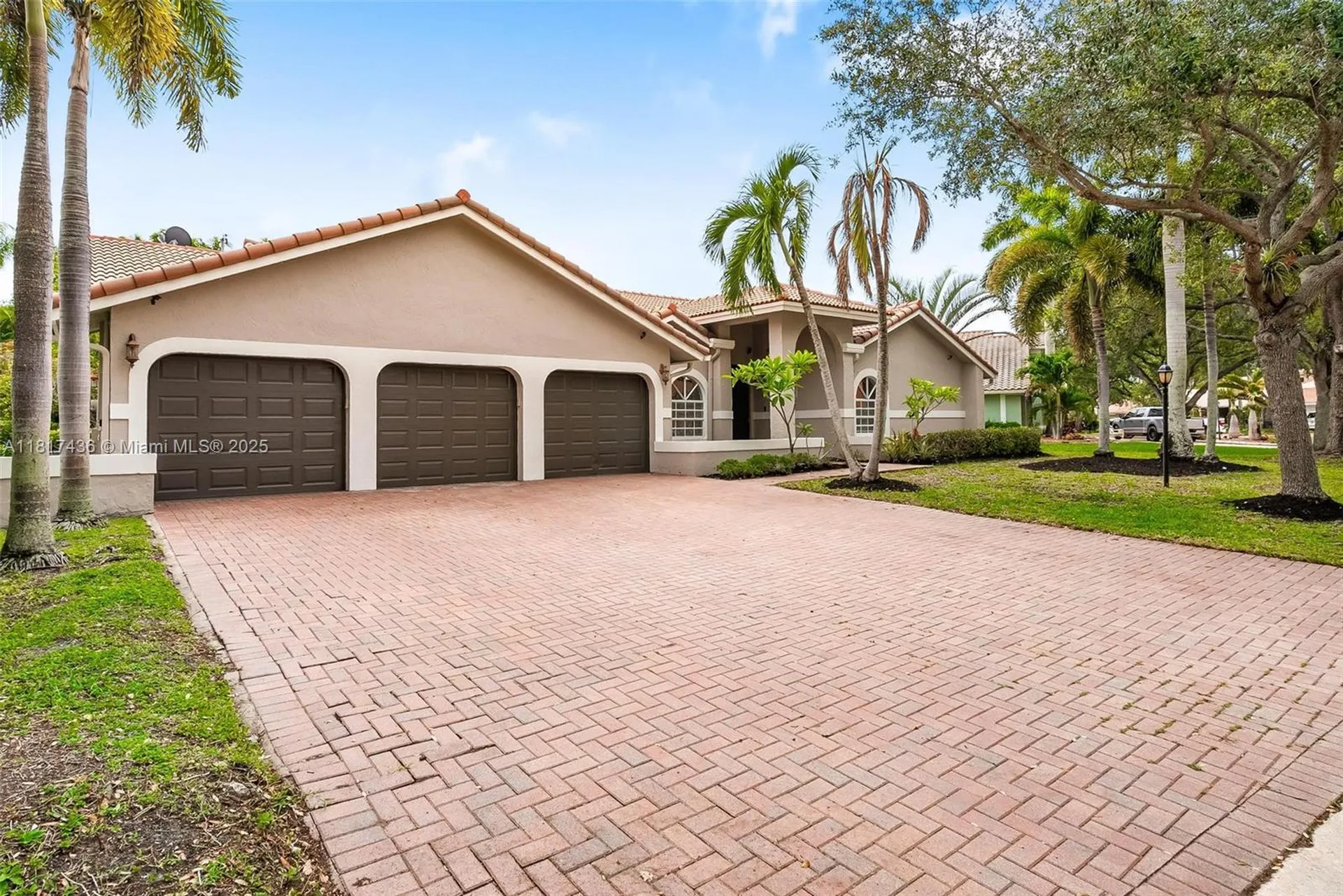 5248 NW 89th Drive Coral Springs FL 33067