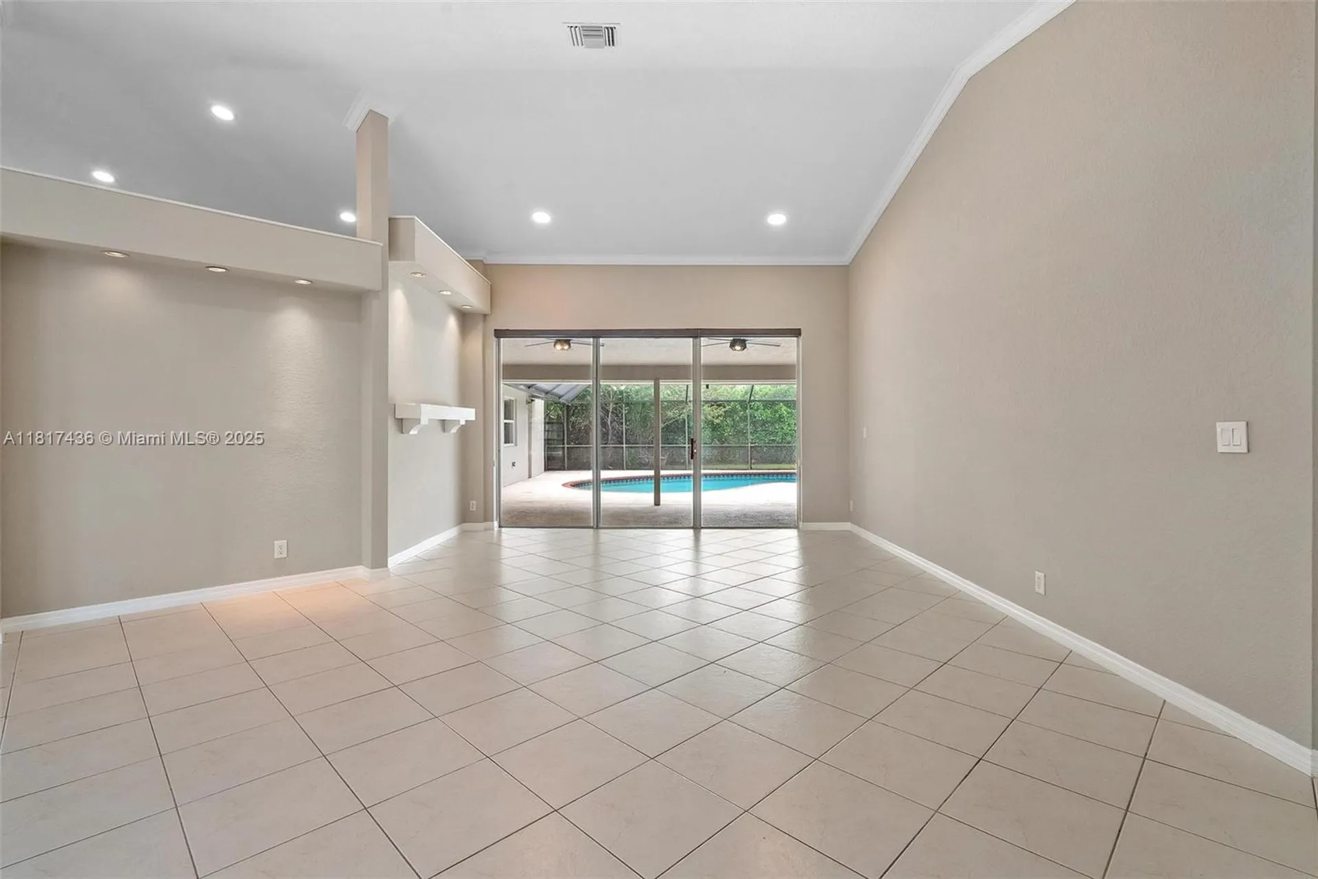 5248 NW 89th Drive Coral Springs FL 33067