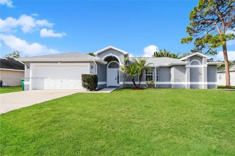 138 SW Bedford Road Port St. Lucie FL 34953