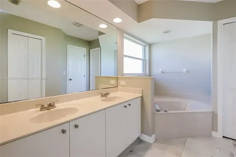 138 SW Bedford Road Port St. Lucie FL 34953