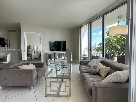 1750 N Bayshore Drive Miami FL 33132