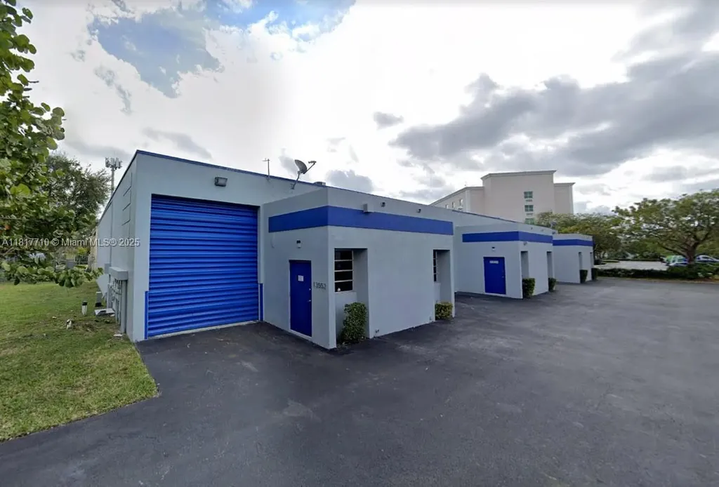 13552 SW 129th Street Miami FL 33186