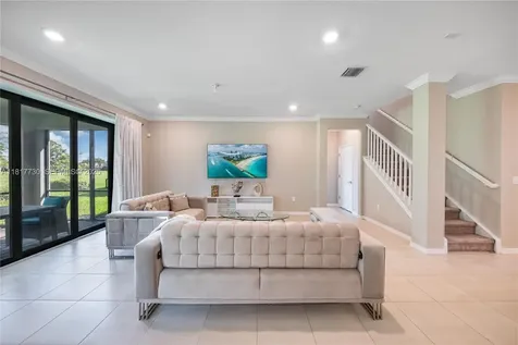 8160 NW 78th Street Tamarac FL 33321