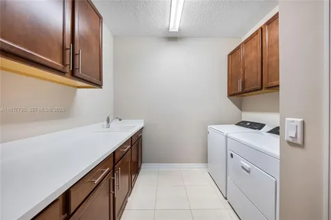 8160 NW 78th Street Tamarac FL 33321