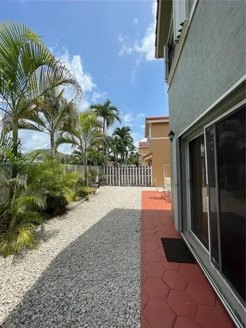 10290 SW 139th Court Miami FL 33186