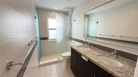 4221 Laurel Ridge Circle Weston FL 33331