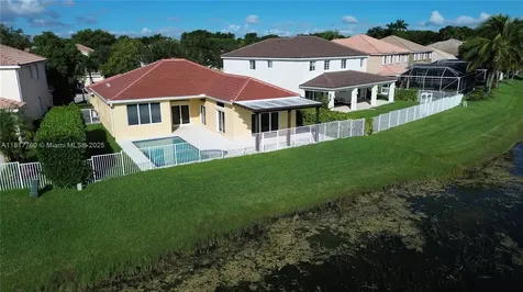 4221 Laurel Ridge Circle Weston FL 33331