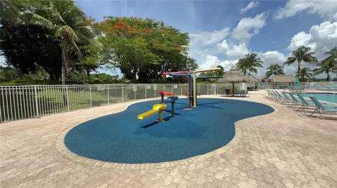 4221 Laurel Ridge Circle Weston FL 33331