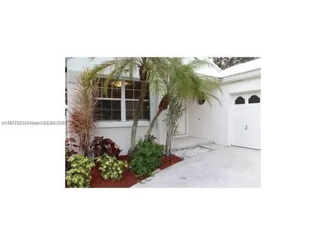9462 NW 8th Circle Plantation FL 33324