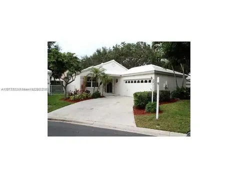 9462 NW 8th Circle Plantation FL 33324