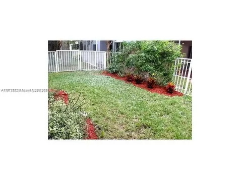 9462 NW 8th Circle Plantation FL 33324