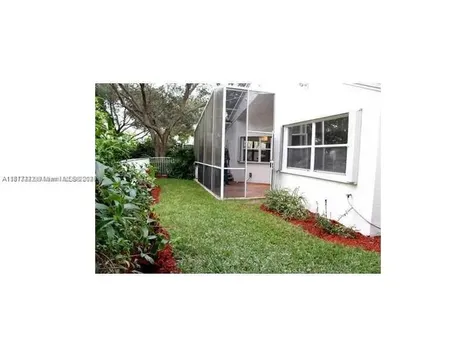 9462 NW 8th Circle Plantation FL 33324