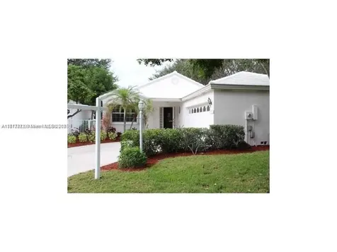9462 NW 8th Circle Plantation FL 33324