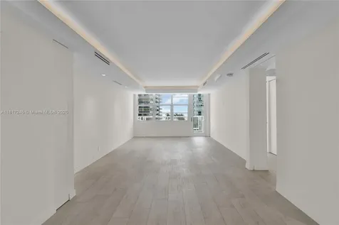 5700 Collins Avenue Miami Beach FL 33140