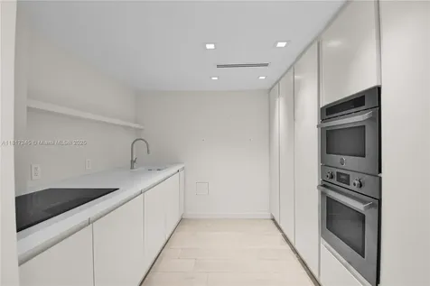 5700 Collins Avenue Miami Beach FL 33140