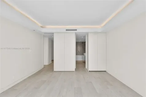 5700 Collins Avenue Miami Beach FL 33140