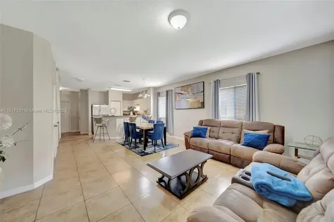 530 Saint Michelle Way Margate FL 33068