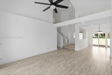477 Spinnaker Weston FL 33326