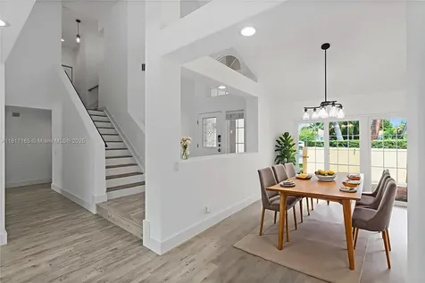 477 Spinnaker Weston FL 33326