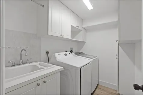477 Spinnaker Weston FL 33326