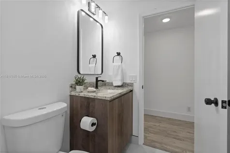 477 Spinnaker Weston FL 33326
