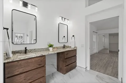 477 Spinnaker Weston FL 33326