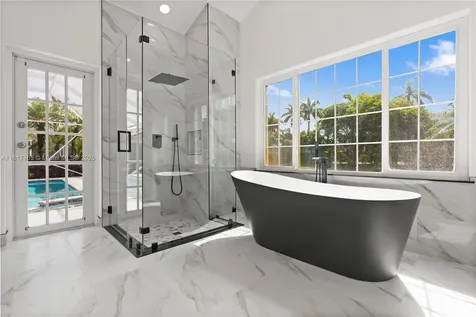 477 Spinnaker Weston FL 33326