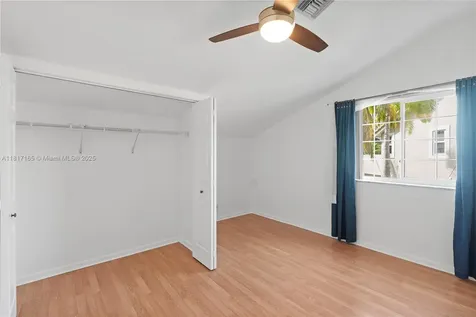 477 Spinnaker Weston FL 33326