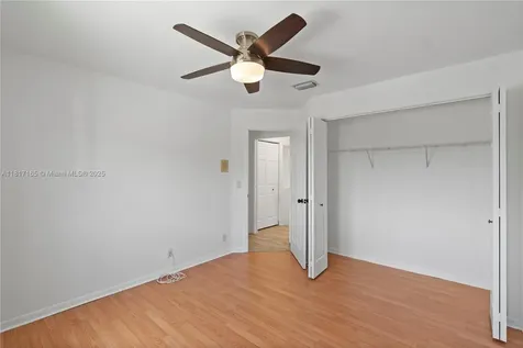 477 Spinnaker Weston FL 33326