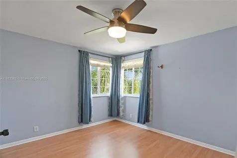 477 Spinnaker Weston FL 33326