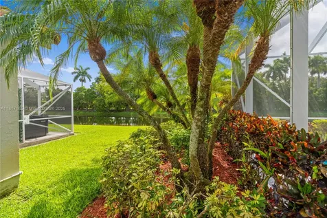 477 Spinnaker Weston FL 33326