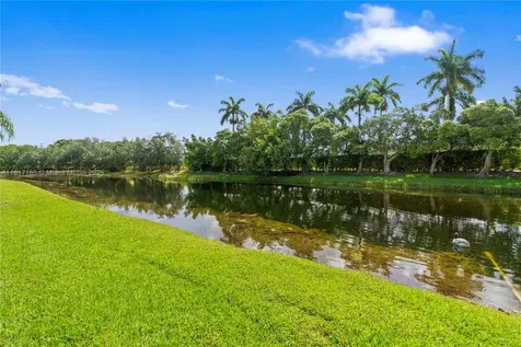 477 Spinnaker Weston FL 33326
