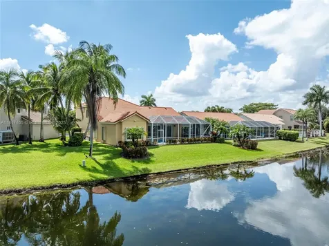 477 Spinnaker Weston FL 33326