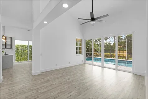 477 Spinnaker Weston FL 33326