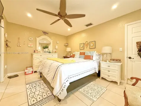 9835 SW 117th Court Miami FL 33186