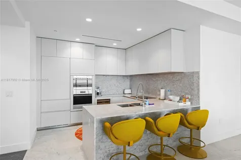 5775 Collins Avenue Miami Beach FL 33140