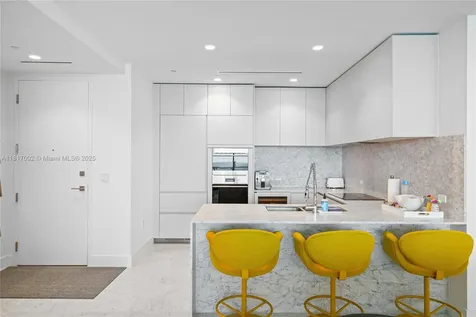 5775 Collins Avenue Miami Beach FL 33140