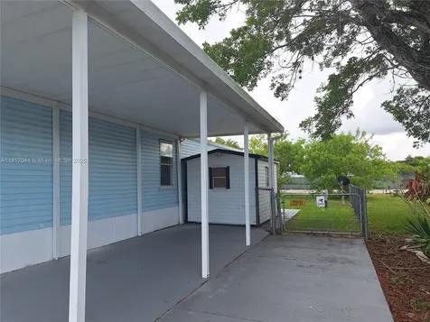 35303 SW 180th Avenue Lot 347 Homestead FL 33034