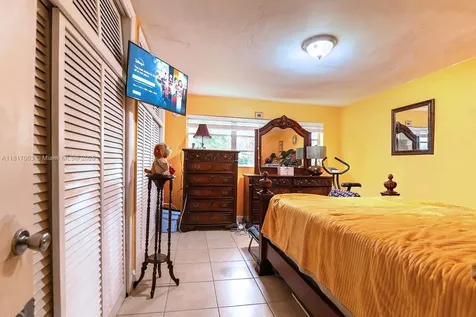 7530 SW 82nd Street Miami FL 33143