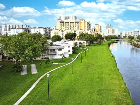 7530 SW 82nd Street Miami FL 33143