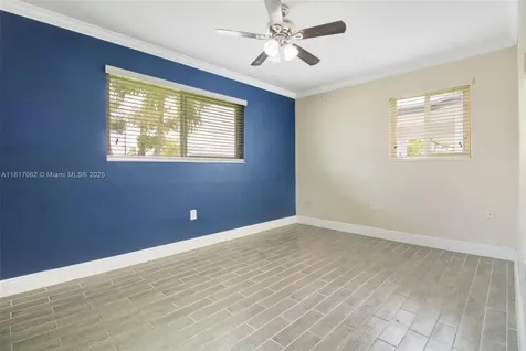 1160 NW 79th Terrace Pembroke Pines FL 33024