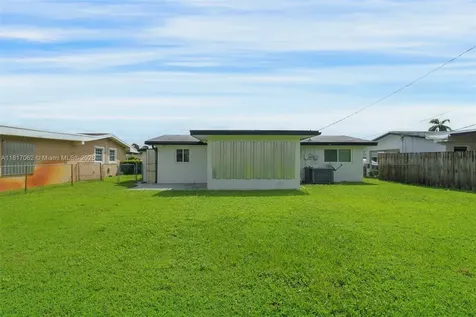 1160 NW 79th Terrace Pembroke Pines FL 33024